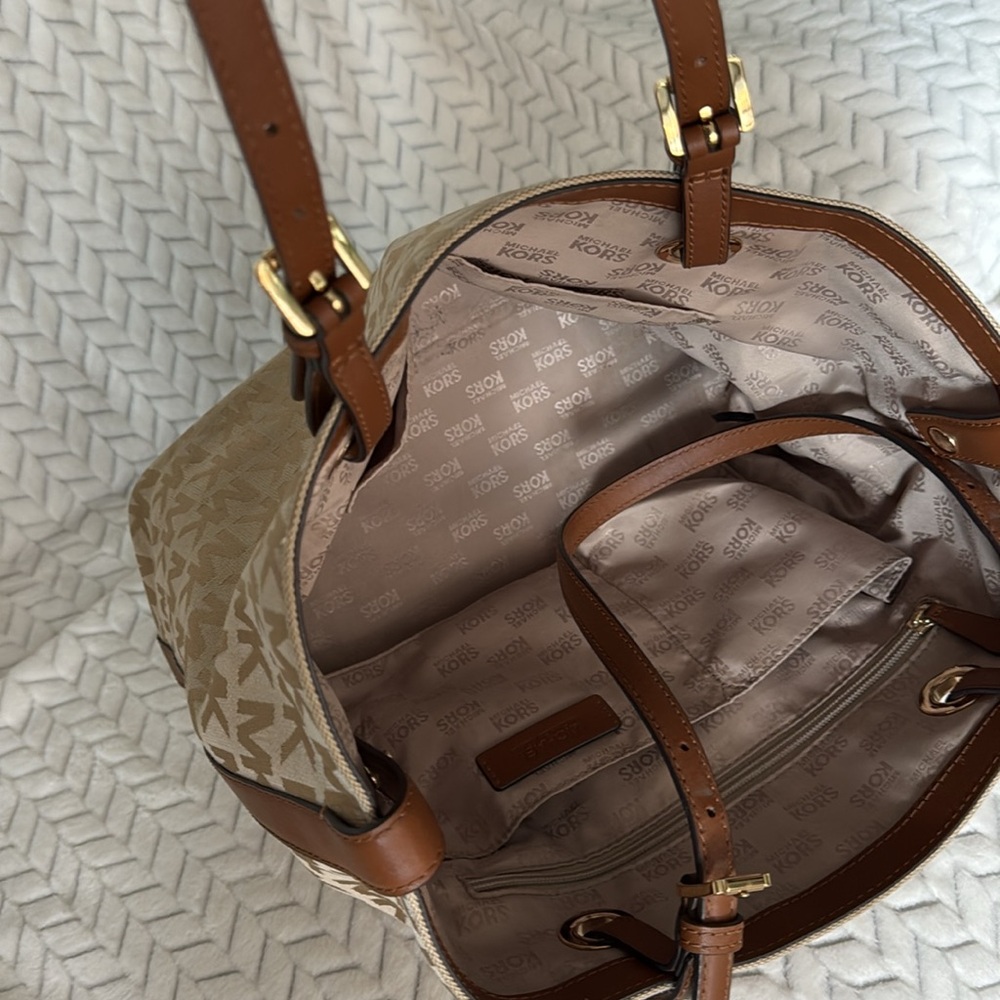 Michael Kors - Picture 6 of 6